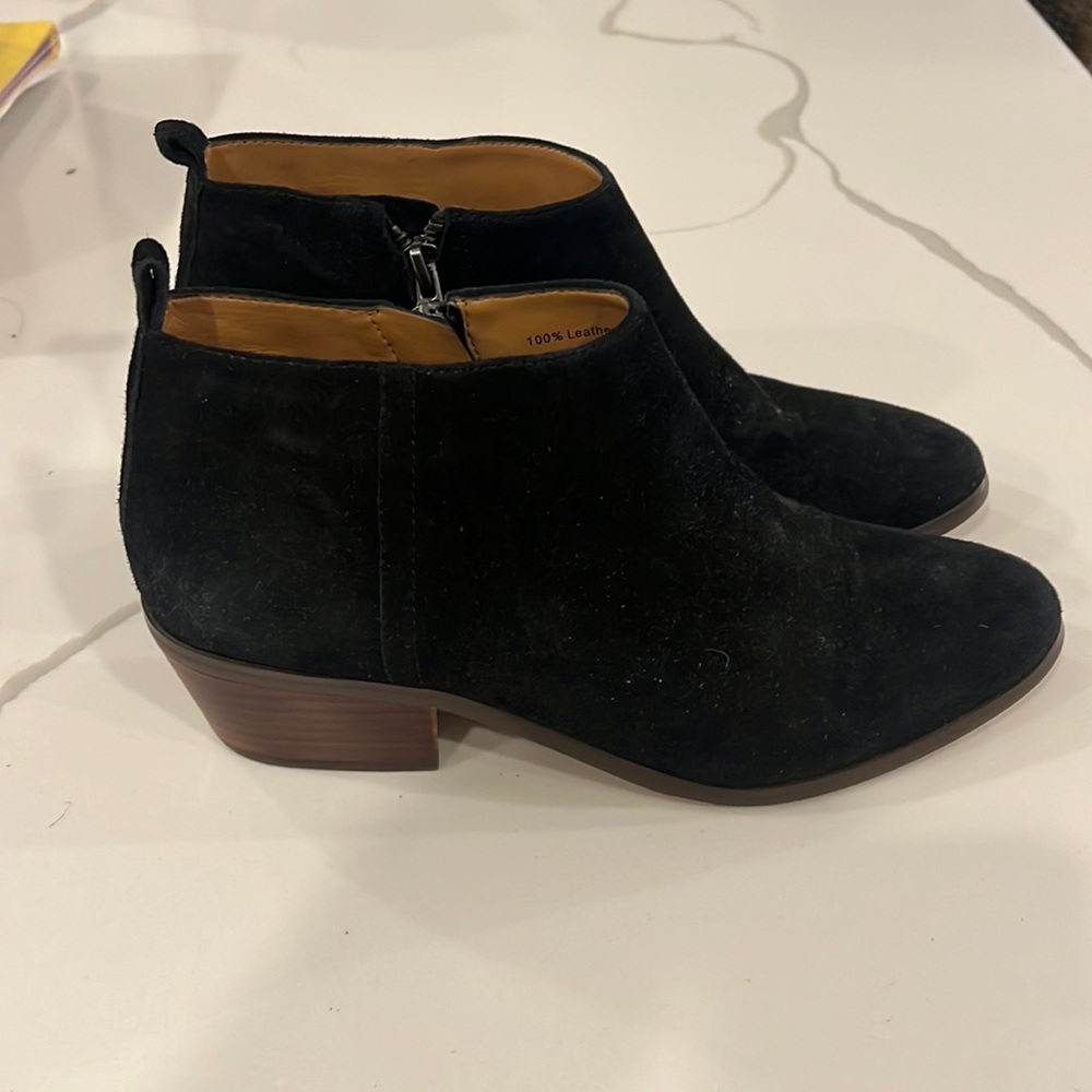 J.crew | black suede women’s bootie size 8.5